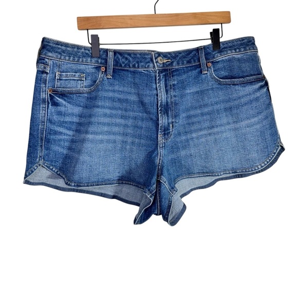 Old Navy High-Waisted OG Jean Shorts -- 3-inch inseam Size 20 NWT - Picture 3 of 8